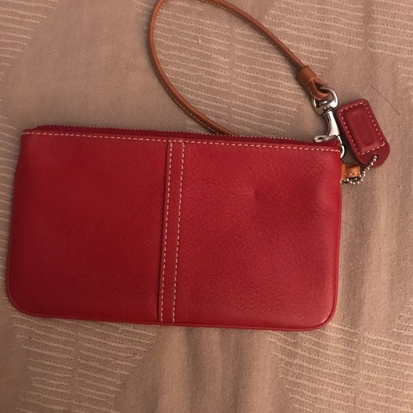Red Leather Coach Wristlet Great condition. - Picture 5 of 8
